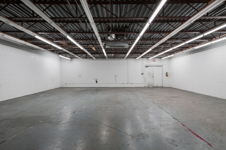 More Photos Of 1807 Tower Dr, Monroe Office For Sale