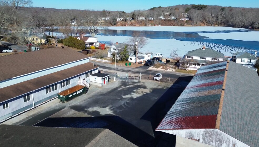 More Photos Of 45 Richards Grove Rd, Quaker Hill Service For Sale