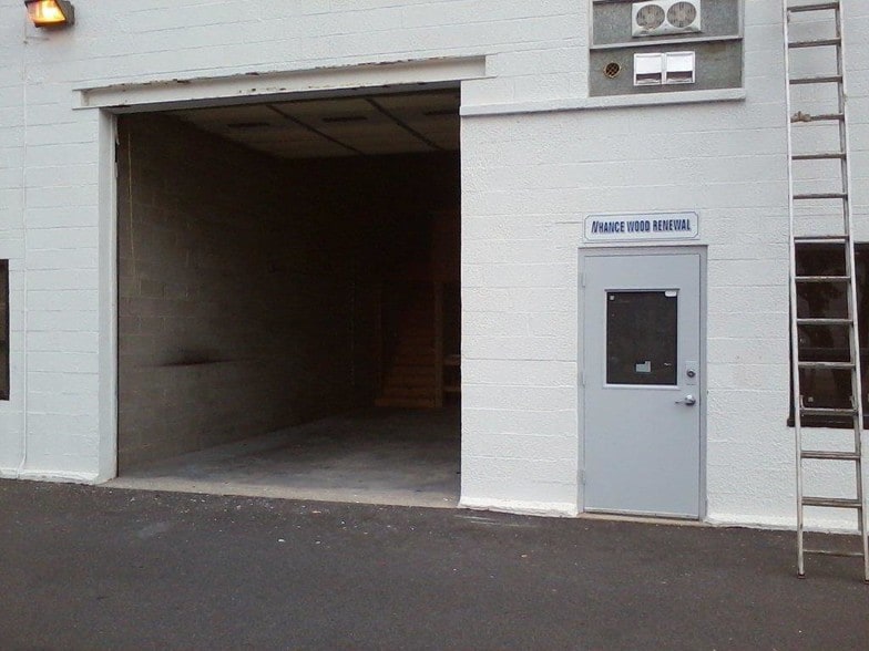 More Photos Of 80 Greenwood Ave, Midland Park Warehouse For Lease