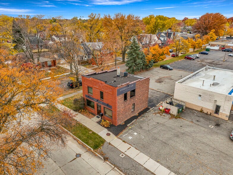 More Photos Of 6336 Fox Ave, Allen Park Office For Sale