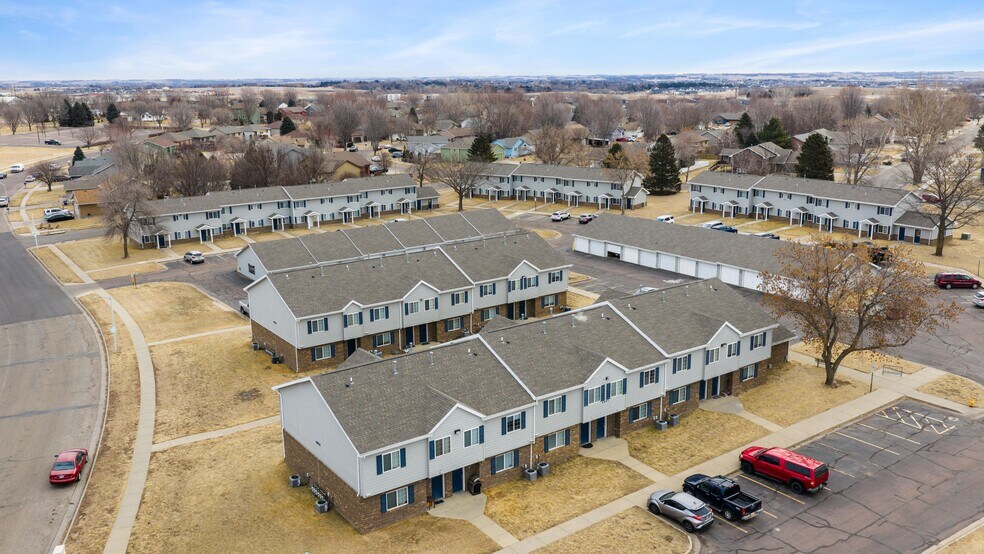 More Photos Of 4601 E 3RD St, Sioux Falls Apartments For Sale