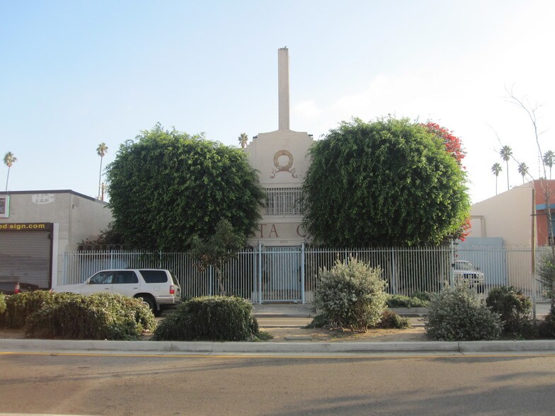 Primary Photo Of 2252 W Washington Blvd, Los Angeles Warehouse For Sale