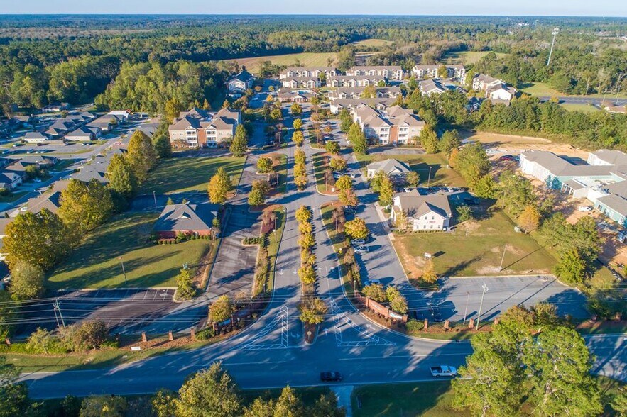 Primary Photo Of 5127 Northwind Blvd, Valdosta Land For Sale