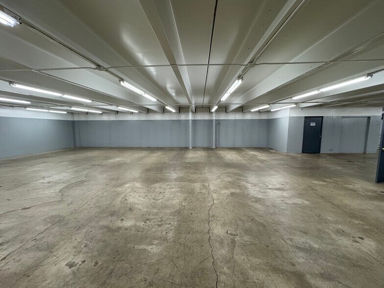 More Photos Of 1640 S Broadway, Denver Warehouse For Sale