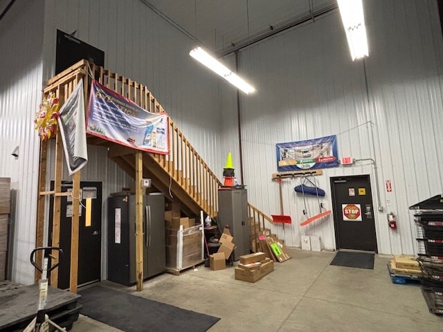 More Photos Of 3900 2nd St NE, Minot Distribution For Sale