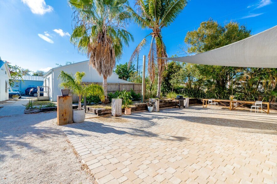 More Photos Of ,  Unknown For Sale