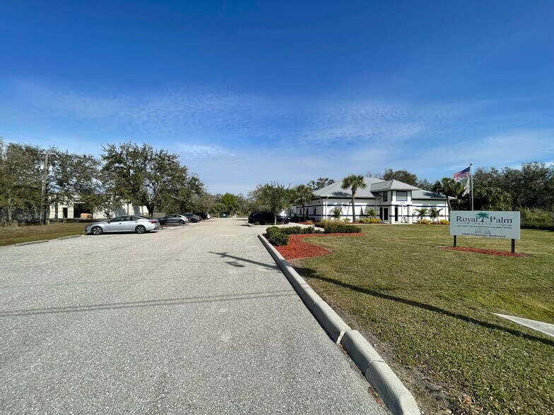 More Photos Of 25560 Technology Blvd, Punta Gorda Office For Sale