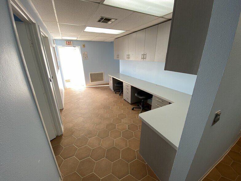 More Photos Of 1490 6th St, Coachella Medical For Lease