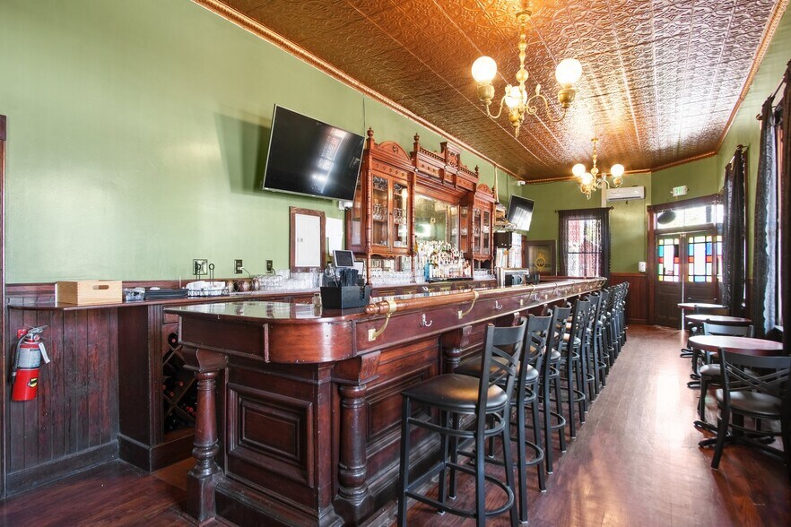 More Photos Of 18723 Main St, Jamestown General Retail For Sale