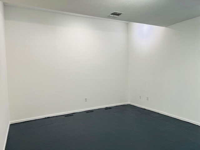 More Photos Of 1295 Alabama St, San Francisco Storefront Retail Residential For Lease