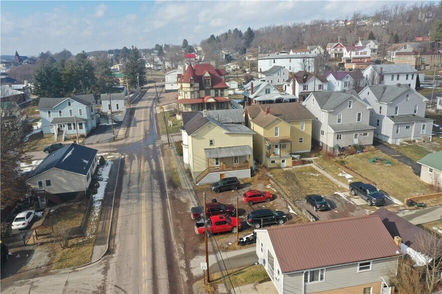 More Photos Of 300 Meyers Ave, Meyersdale Apartments For Sale