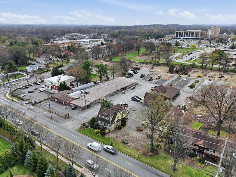 More Photos Of 232 Oradell Ave, Paramus Garden Center For Sale