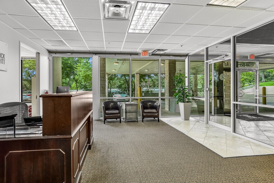 More Photos Of 4800 Bee Cave Rd, Austin Medical For Lease