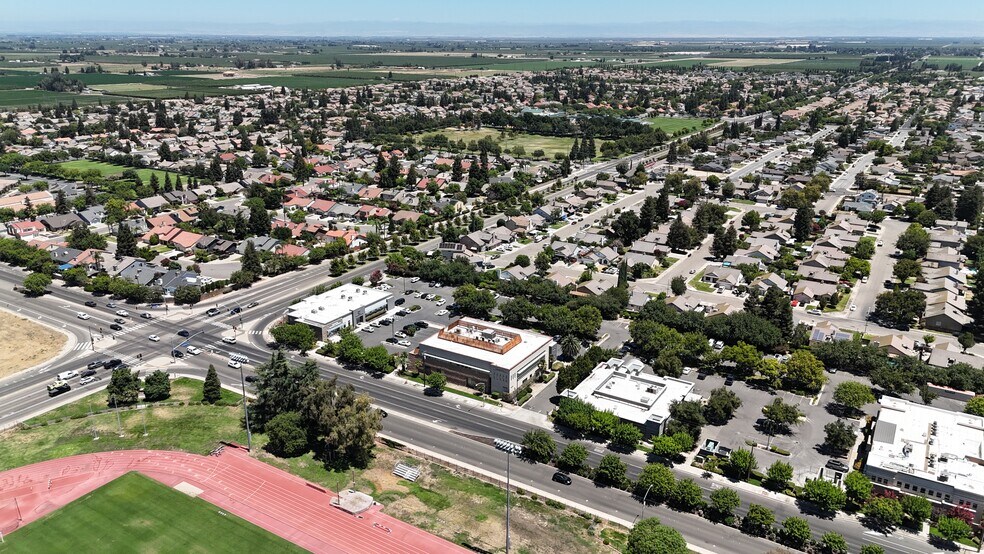More Photos Of 3900 Geer Rd, Turlock Medical For Sale