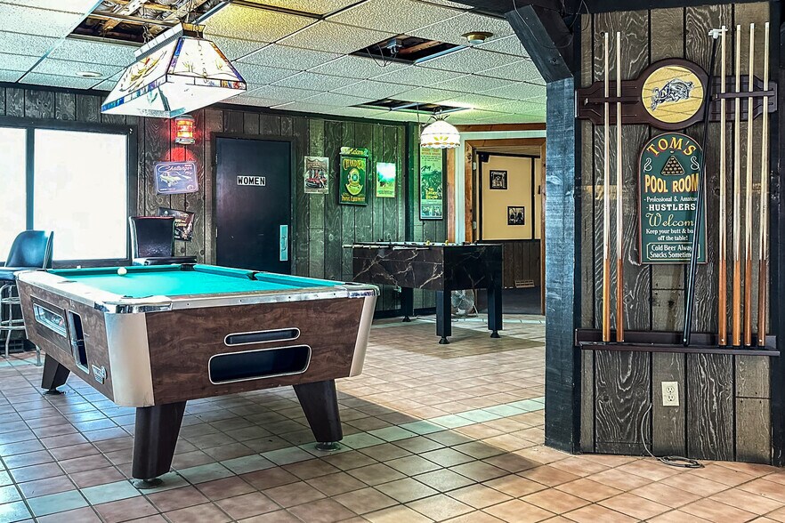 More Photos Of W6315 US Highway 18, Jefferson Restaurant For Sale