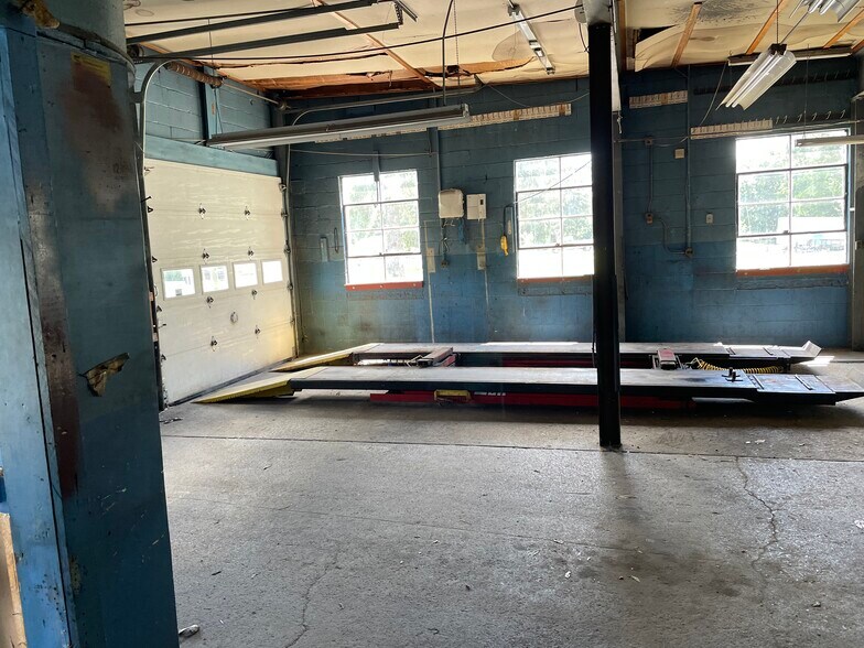 More Photos Of 18 Gettysburg Pike, Mechanicsburg Specialty For Lease