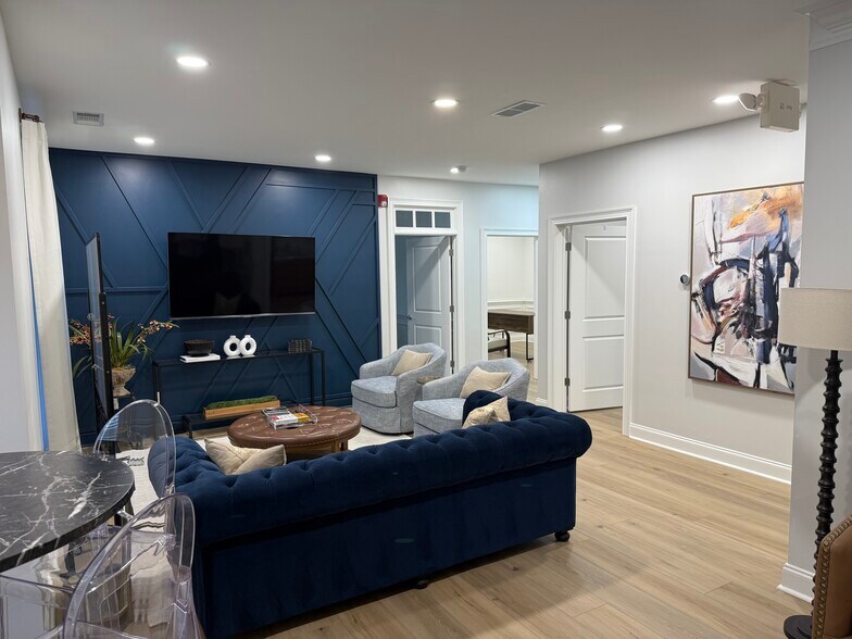 More Photos Of 5400 Laurel Springs Pky, Suwanee Office For Sale