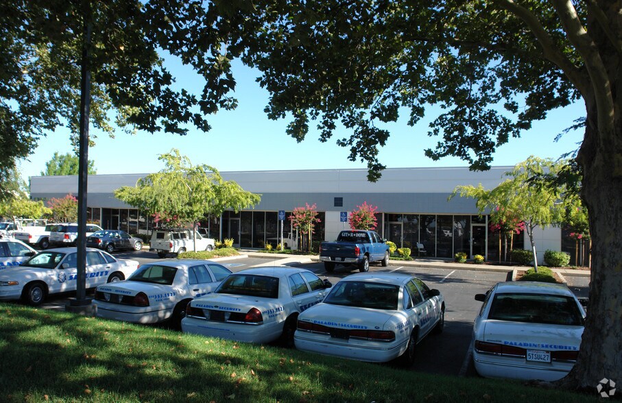 More Photos Of 4608 Roseville Rd, North Highlands Light Manufacturing For Lease