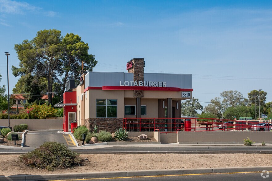 Primary Photo Of 2810 E Speedway Blvd, Tucson Fast Food For Lease