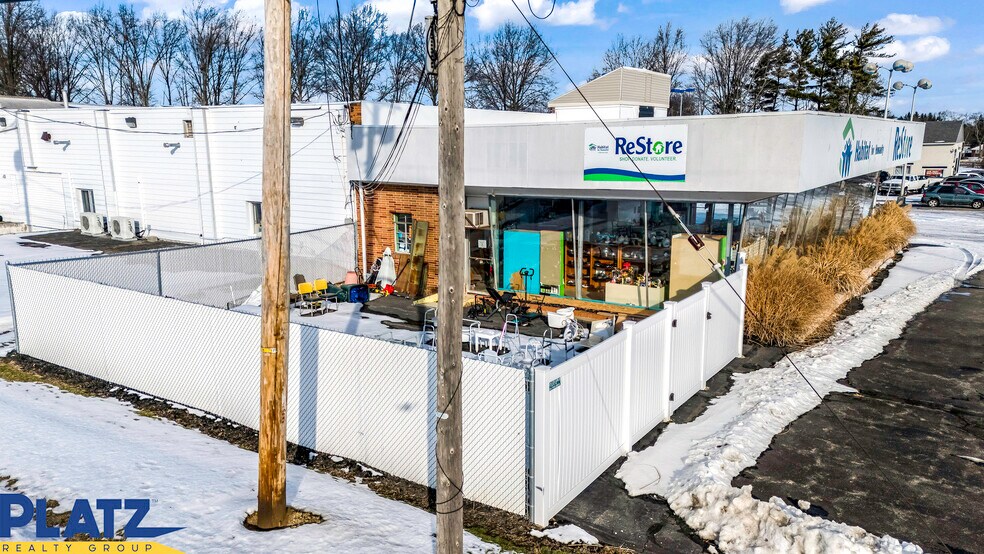 More Photos Of 1965 N Ellsworth Ave, Salem General Retail For Sale