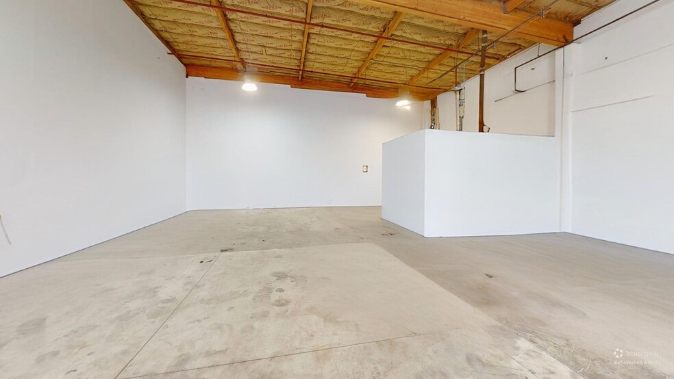 More Photos Of 240 Coney Island Dr, Sparks Warehouse For Sale