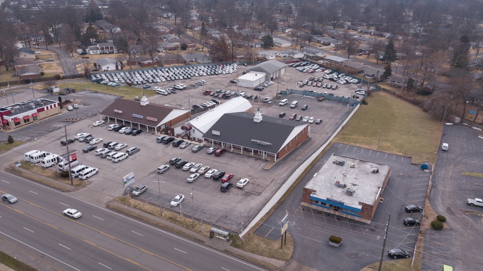 More Photos Of 2402 N Highway 67, Florissant Office For Lease
