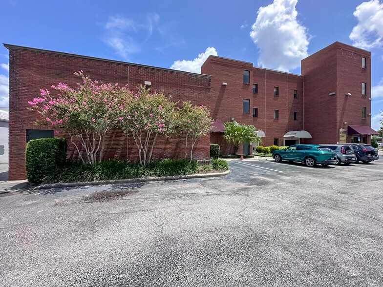 More Photos Of 103 S Florida Ave, Lakeland Office For Lease