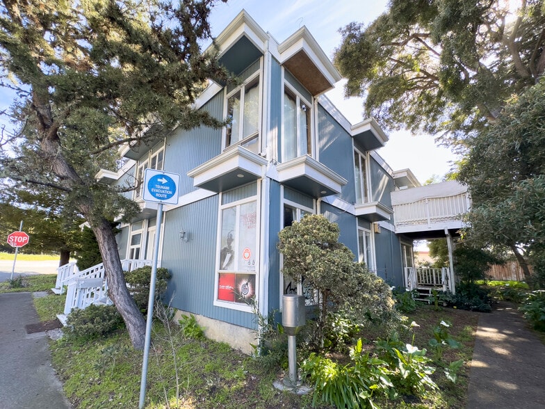 More Photos Of 2830 Cabrillo Hwy N, Half Moon Bay Office For Lease