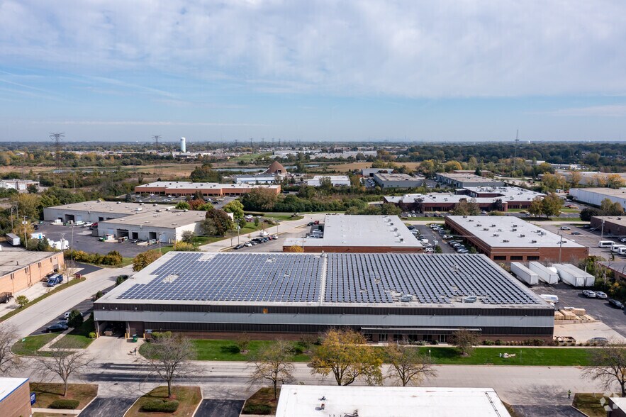 More Photos Of 1111 N Du Page Ave, Lombard Warehouse For Sale