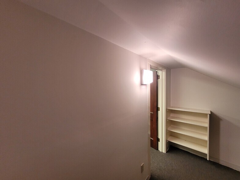 More Photos Of 3009 Gettysburg Rd, Camp Hill Office Residential For Lease