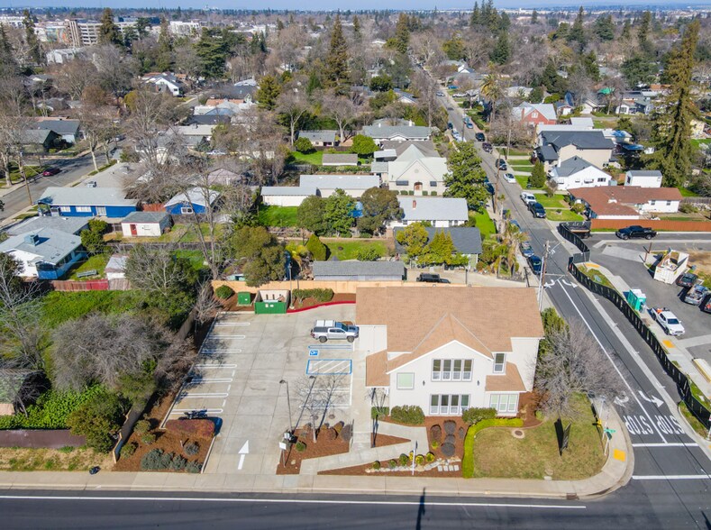 More Photos Of 915 Douglas Blvd, Roseville Loft Creative Space For Sale