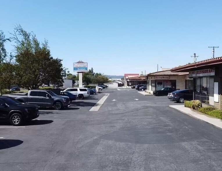 More Photos Of 823-839 S Glendora Ave, West Covina Storefront For Sale
