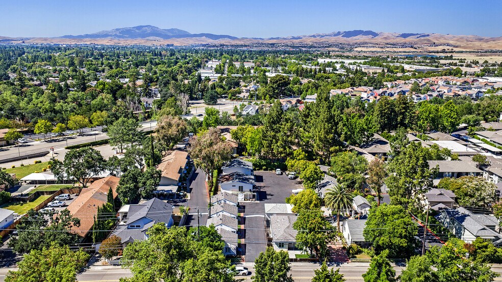 More Photos Of 4041-4067 Vineyard Ave, Pleasanton Apartments For Sale