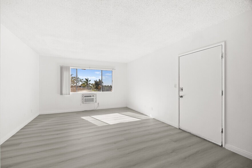 More Photos Of 616 Via Altamira, Montebello Apartments For Sale