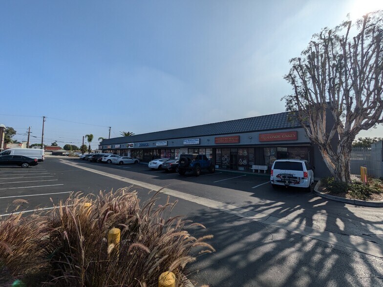 More Photos Of 5132-5138 Florence Ave, Bell Storefront For Lease