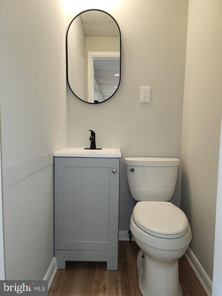 More Photos Of 2555-2575 Chain Bridge Rd, Vienna Medical For Sale