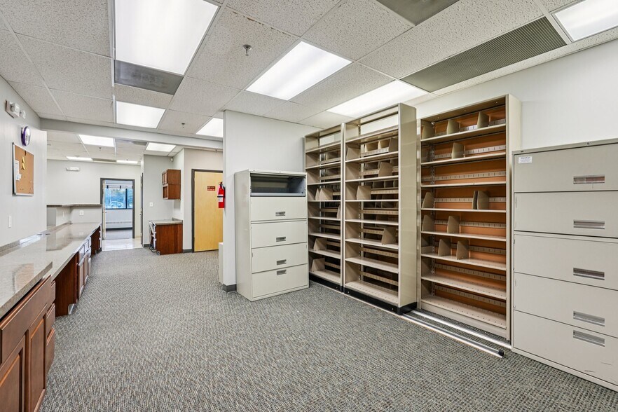 More Photos Of 970 N Broadway, Yonkers Medical For Lease