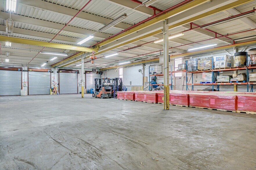 More Photos Of 3461 S Clinton Ave, South Plainfield Manufacturing For Lease