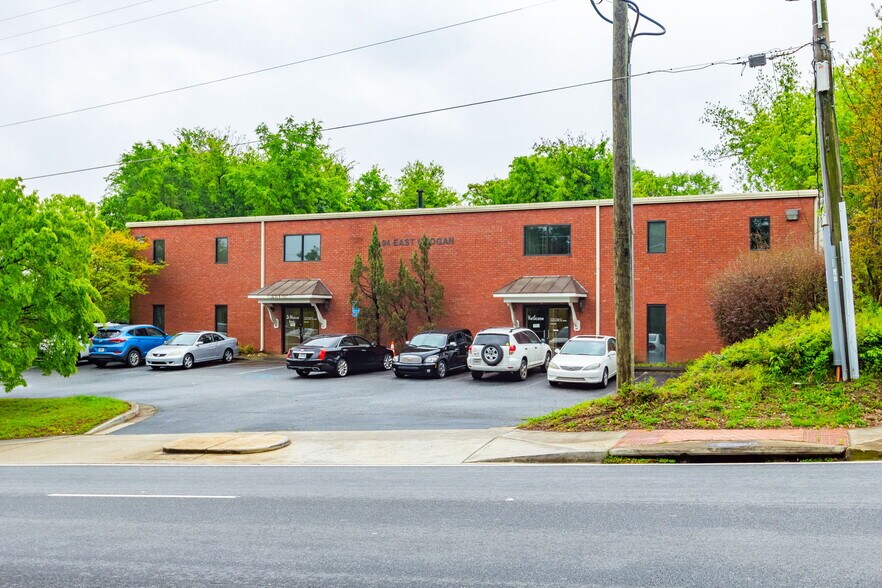 More Photos Of 94 E Crogan St, Lawrenceville Office For Lease