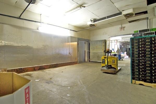 More Photos Of 1 Griffin Way, Chelsea Food Processing For Lease