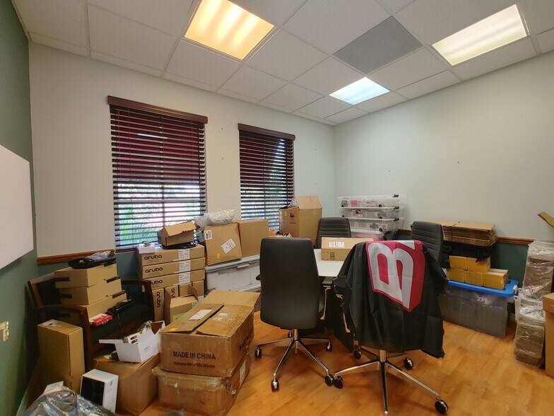 More Photos Of 5491 N University Dr, Coral Springs Office For Lease