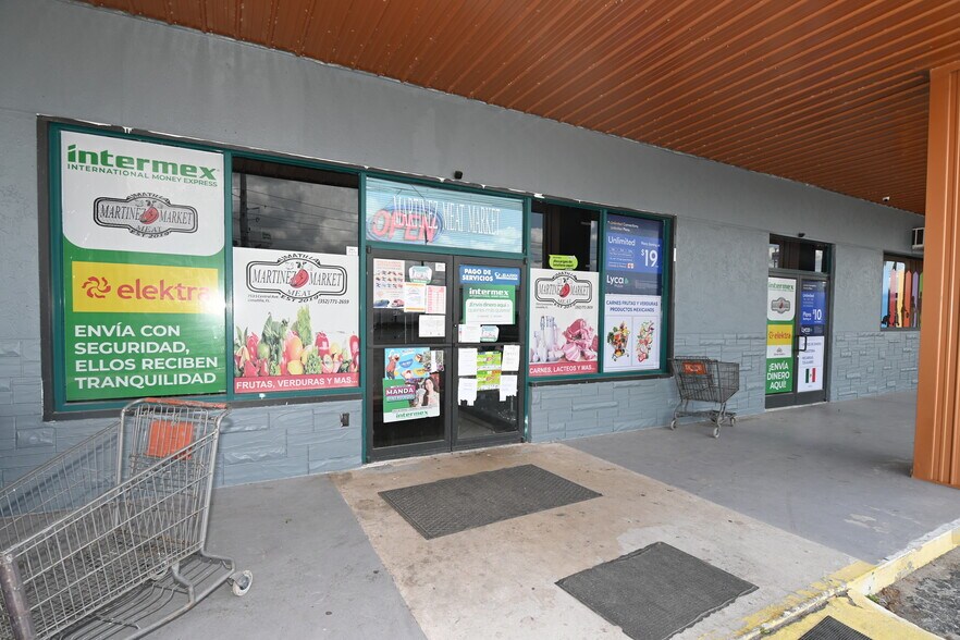 More Photos Of 749 S Central Ave, Umatilla Storefront For Sale