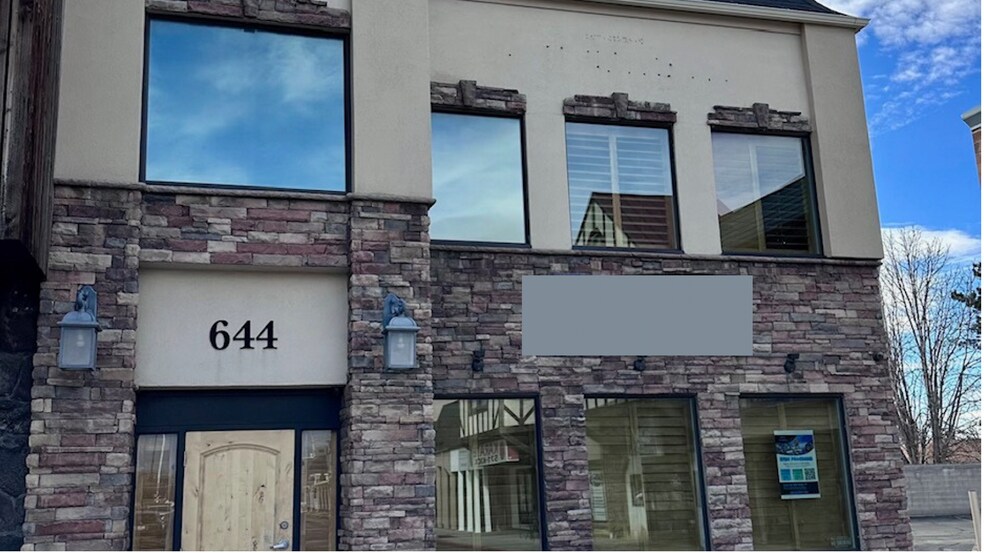 Primary Photo Of 644 E Union Sq, Sandy General Retail For Sale