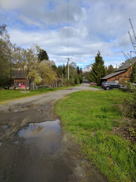 More Photos Of 18527 Beall Rd SW, Vashon Trailer Camper Park For Sale