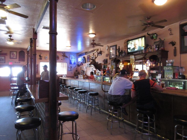 More Photos Of 60 S 10th St, Tombstone Restaurant For Sale