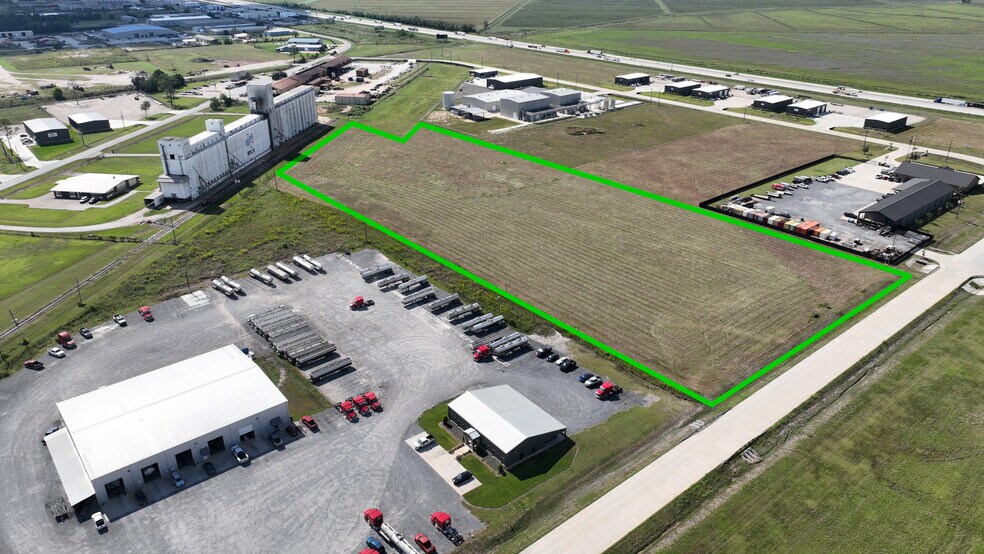 More Photos Of 8405 Industrial Pky, Beaumont Land For Sale