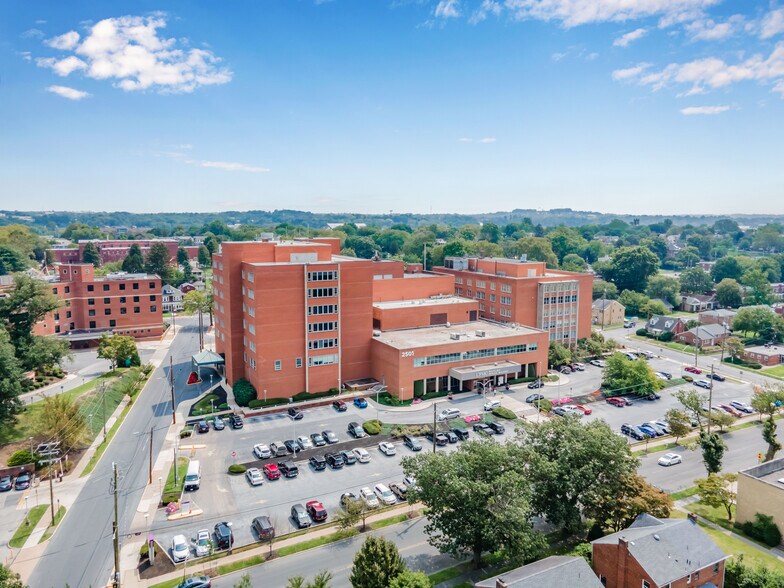 More Photos Of Polyclinic Ave, Harrisburg Medical For Sale