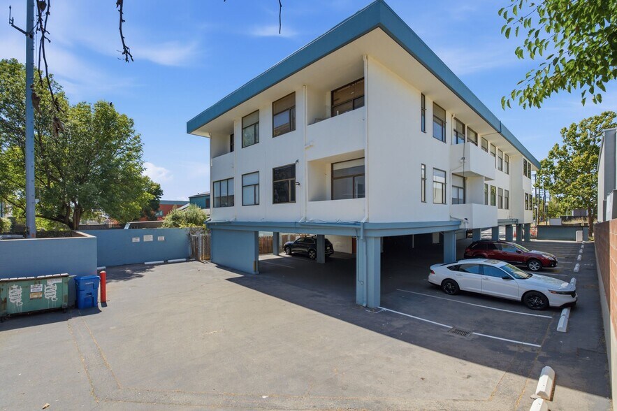 More Photos Of 6500 Fairmount Ave, El Cerrito Storefront Retail Office For Sale