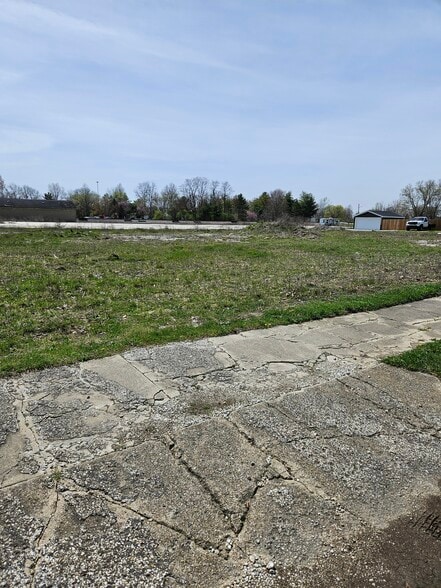 More Photos Of 501 S A St, Elwood Land For Sale