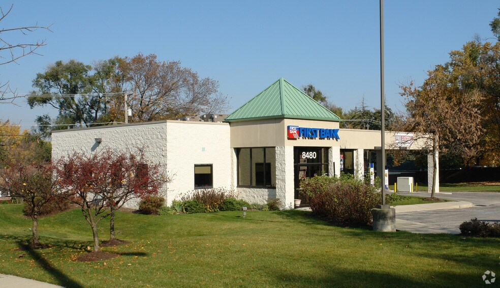 Primary Photo Of 8480 S Archer Ave, Willow Springs Bank For Sale